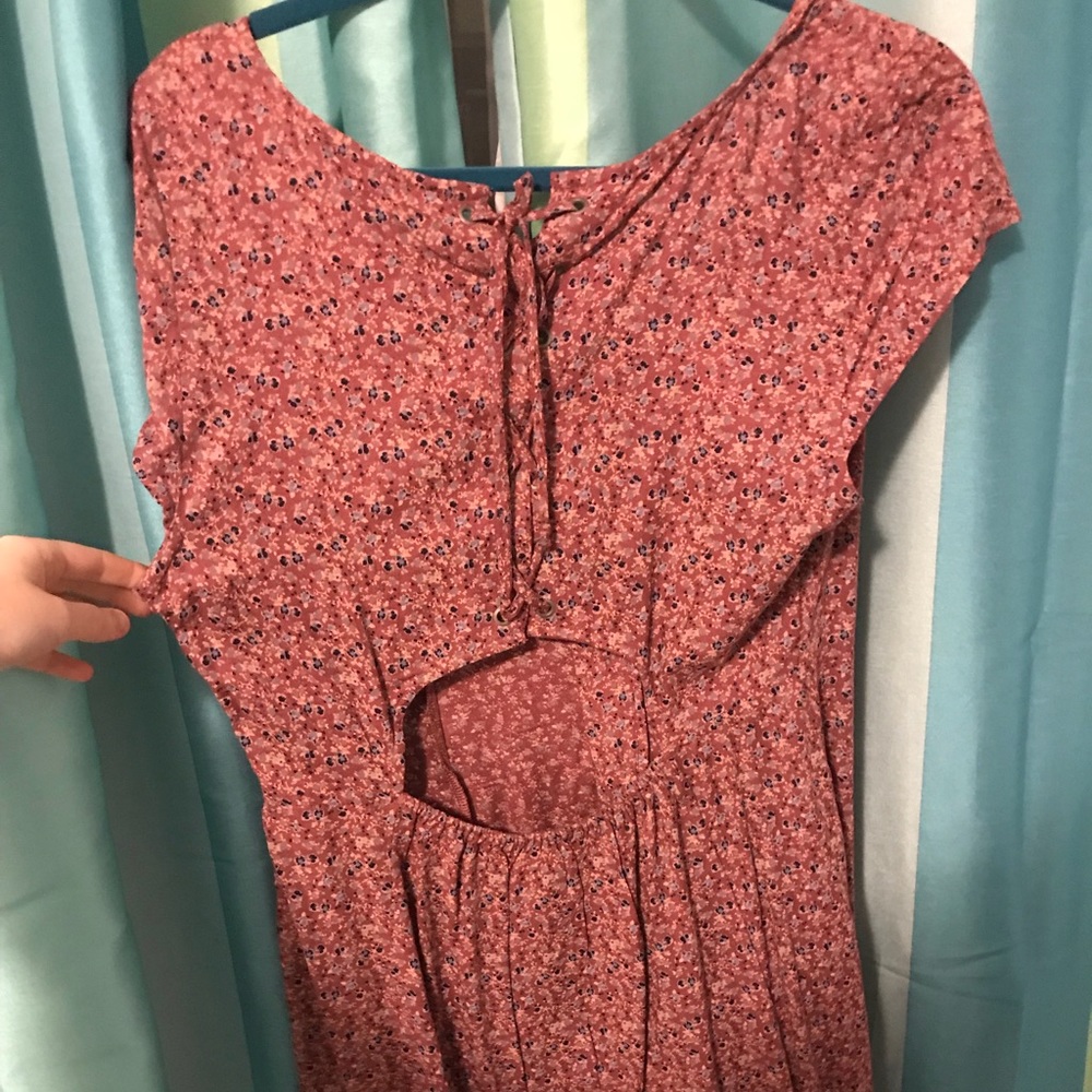 American Eagle floral pink dress back cut out - Picture 2 of 2
